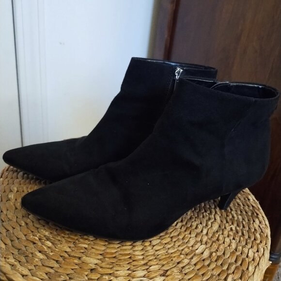 Black Suede Heeled Booties Circus by Sam Edelman Size 8 - Picture 1 of 5